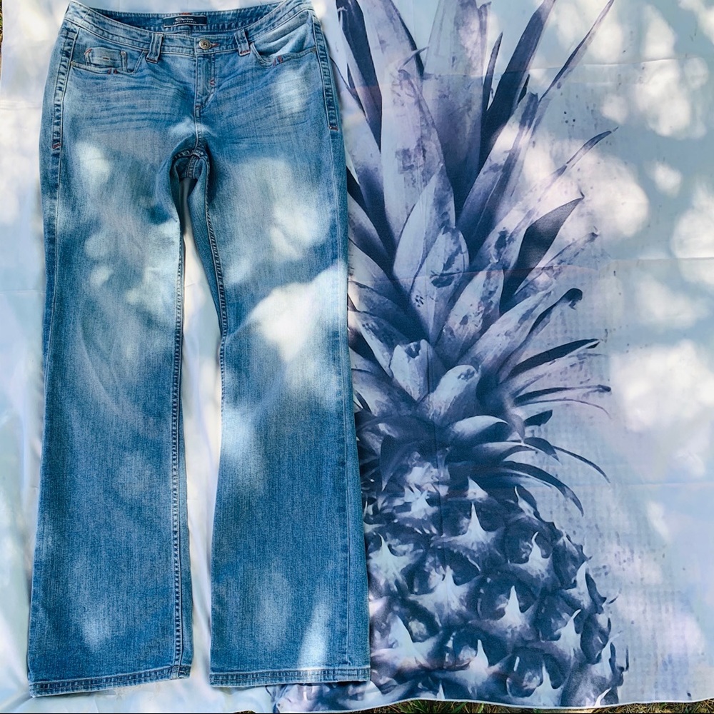 Tommy Bahama Women’s Island Bootcut Jeans 🌴